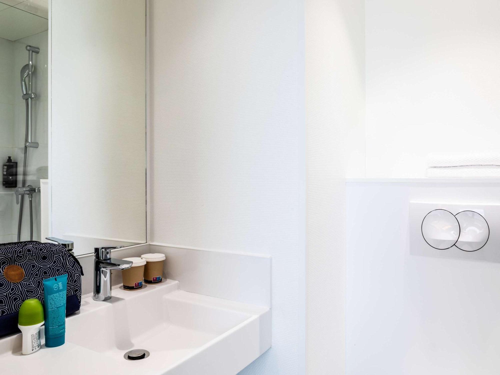 Ibis Budget Paris Porte De 2*